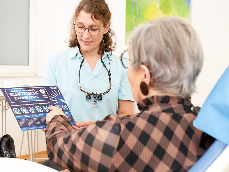 Leistungen Zahnarzt Heimerzheim Vera Hartschen-Brandl