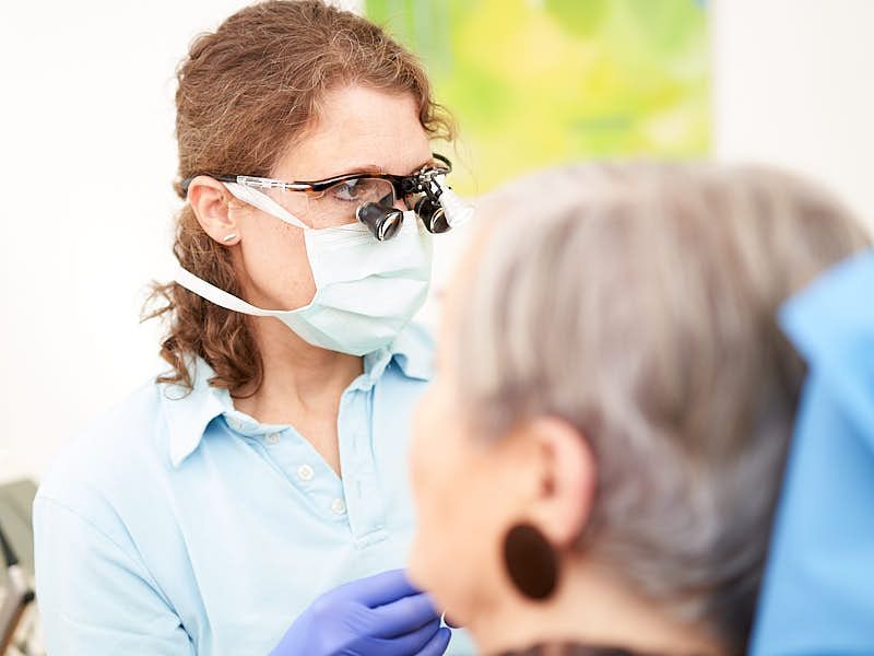 Leistungen Zahnarzt Heimerzheim Vera Hartschen-Brandl